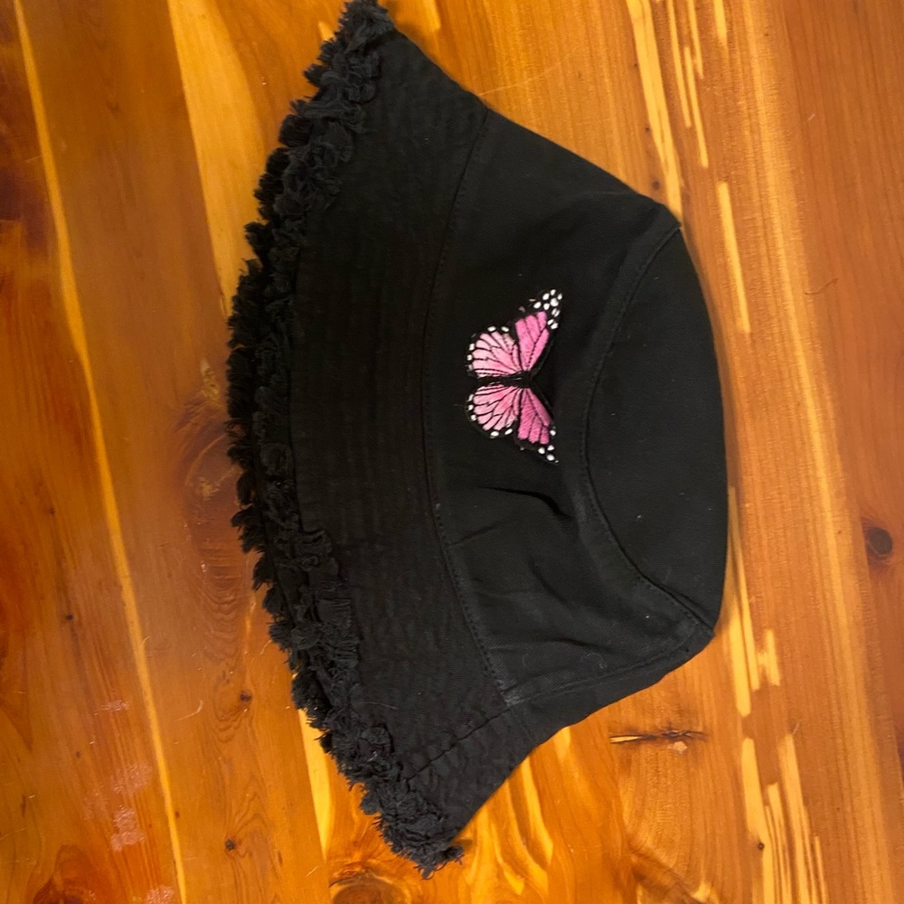 Bucket Hat